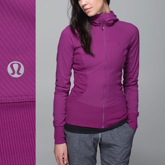 Lululemon In Flux Jacket Regal Plum Size 4 Lightweight Hooded Reversible W4G23S - Picture 2 of 16